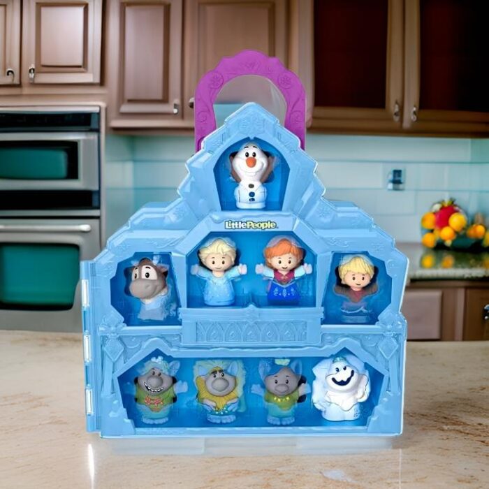 Playset Kastil Disney Frozen Portabel dengan 9 Figur Little People dari Fisher-Price Tersedia di Perang88